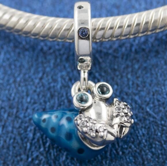Clear Stamped&Shining Screw Glow-in-the-dark Hermit Crab Dangle Charm