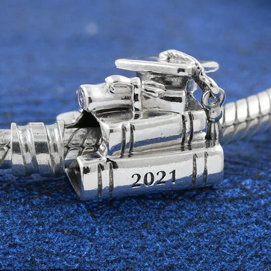 Graduation 2021 Hat Books Charms