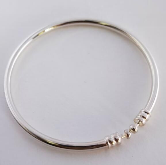 AAA GRADE Classic Basic Bangle-No Clasp & LOGO