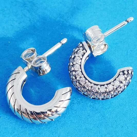 AAA GRADE S925 ALE Sterling Silver Stud Earrings