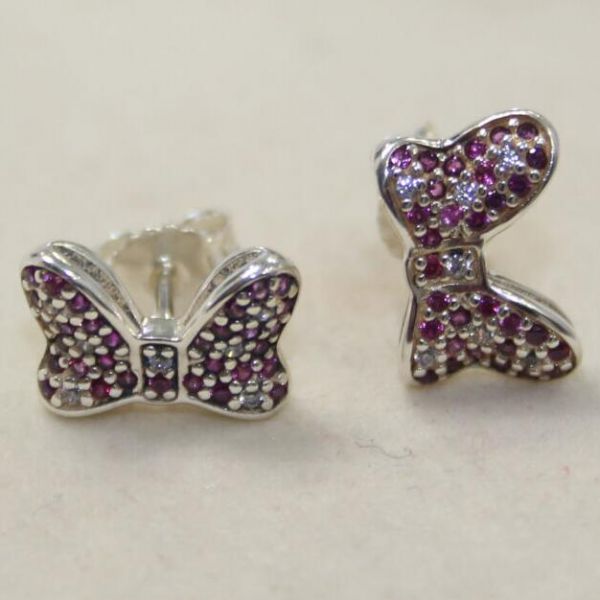 AAA GRADE S925 ALE Sterling Silver Stud Earrings