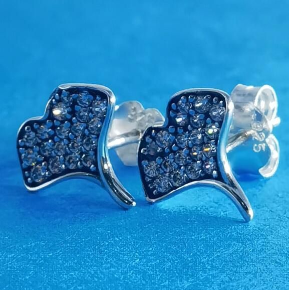 AAA GRADE S925 ALE Sterling Silver Stud Earrings