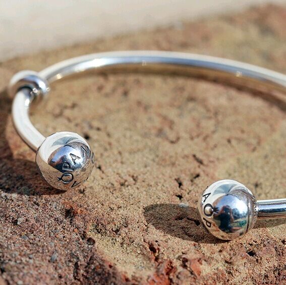 Auth Original Thailand 925 Sterling Silver Bangle