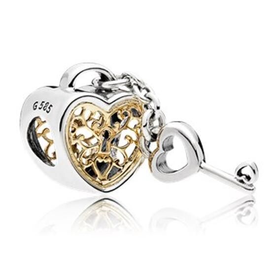 AAA GRADE Key-To-My-Heart Pave Charms