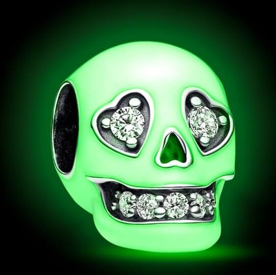 NEW ARRIVE-Glow-In-The-Dark Charms