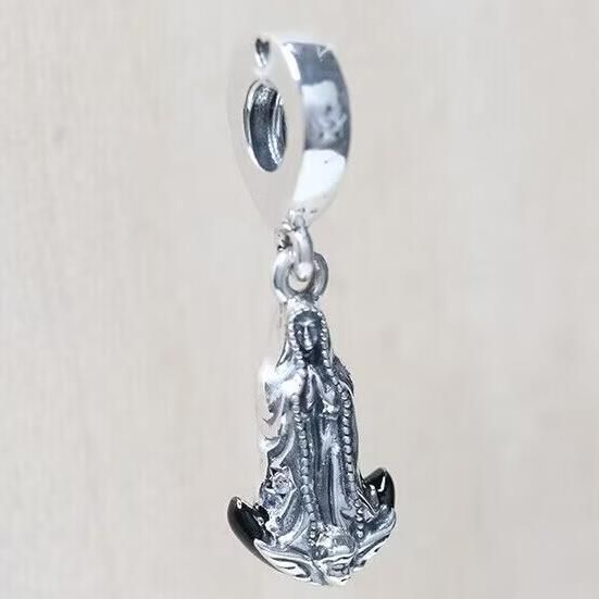 AAA GRADE S925 ALE Sterling Silver Dangle						