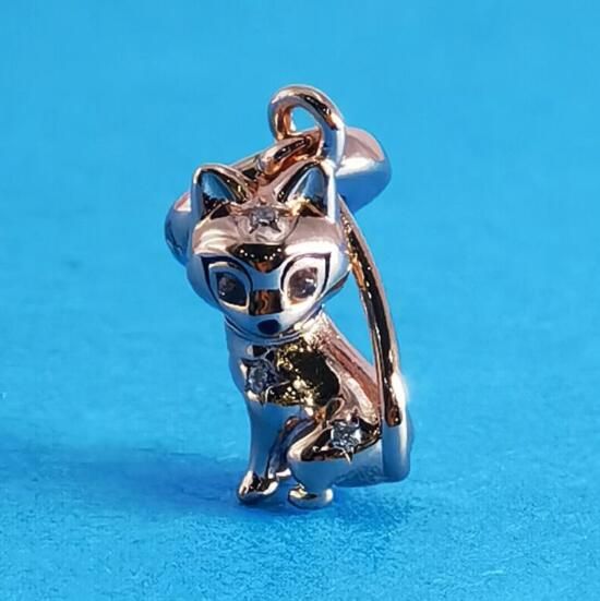 AAA GRADE ROSE ALE R Dangle Charms